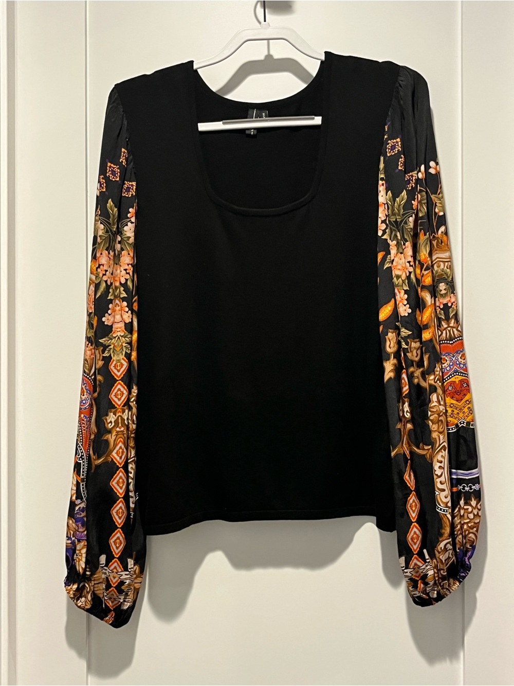 Women's Black Scoop Neck Top with Printed Long Puff Sleeves